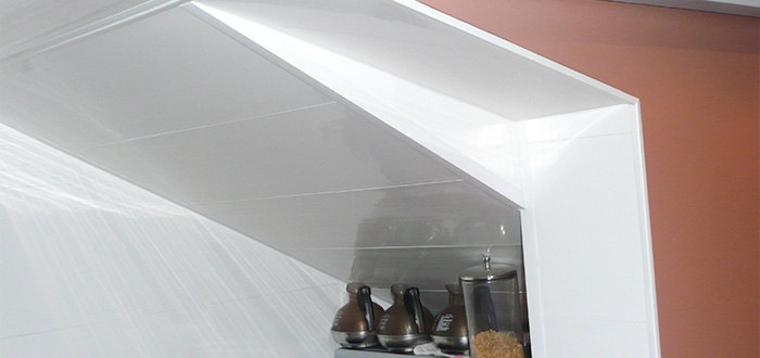 plafond rénové avec lambris 1
